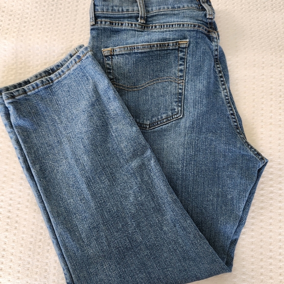 Lee Jeans Size 38 x 29 relaxed fit - Picture 5 of 5